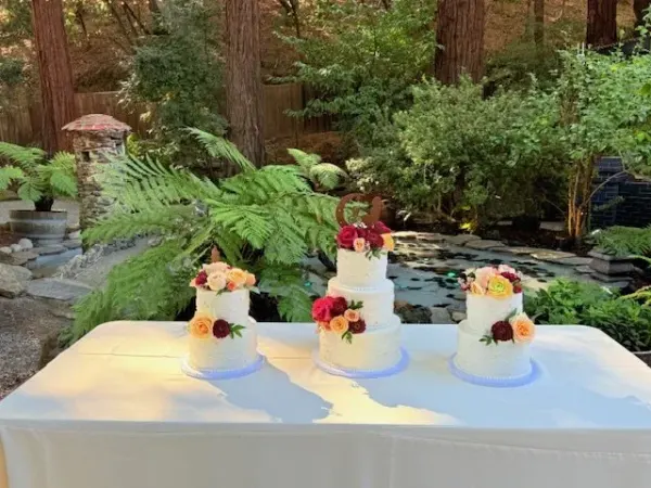 Caitlin and Justin Wedding Cakes 2025