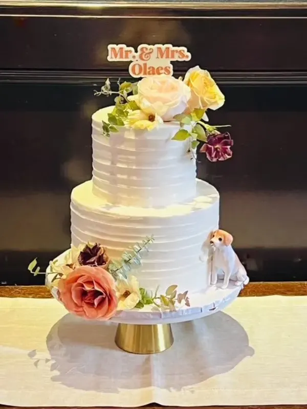 Anna and Nate Wedding Cake 2024