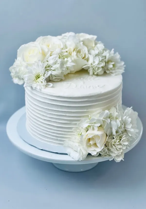 Will and Diana Elopement Cake 2023