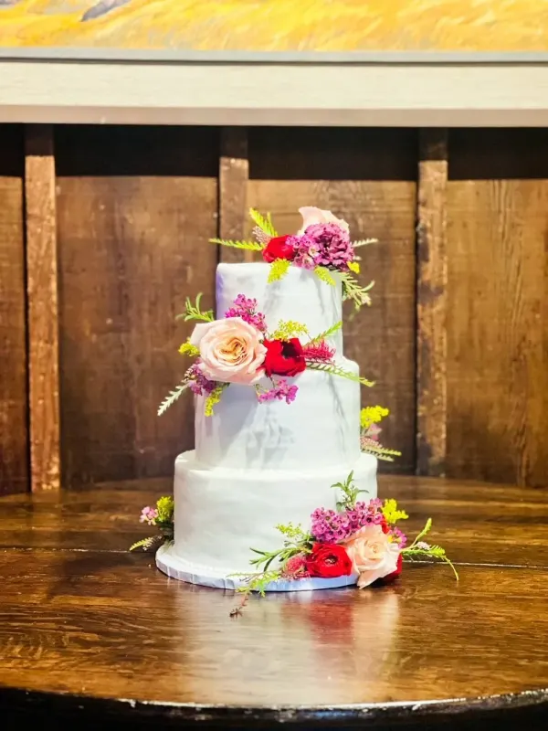 Jenna Wedding Cake 2023