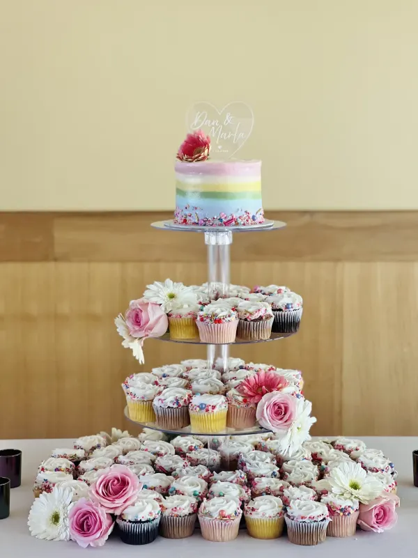 Marla Wedding Cake and Cupcakes 2022