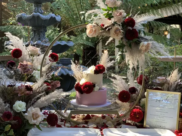 Kim & Cynthia Wedding Cake 2021