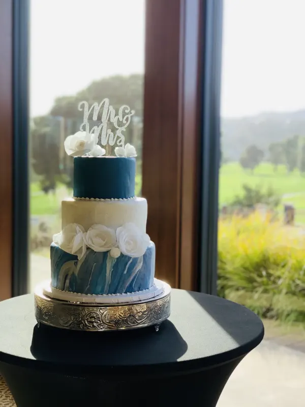 Kaylee Wedding Cake 2020